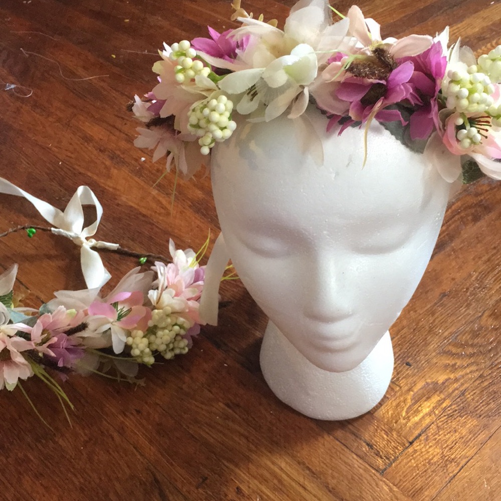 - - 1 Pink Floral Hair Wreaths Romantic
